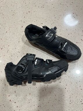 Women’s Black Cycling Shoe with SPD Cleat